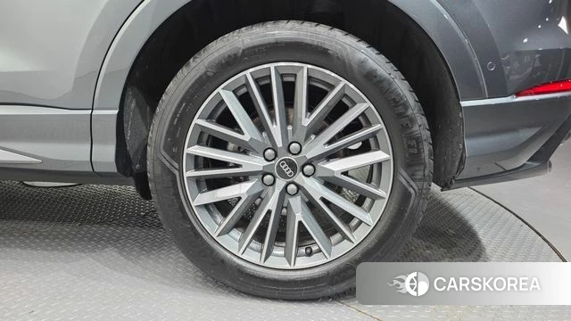 Audi Q3 (F3) id 4549883 из Кореи 13