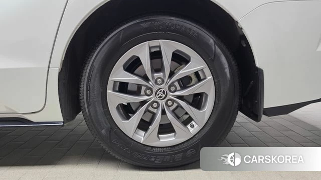 Toyota Sienna 4th Generation id 4602731 из Кореи 13