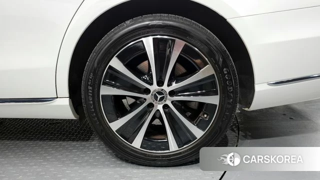 Mercedes-Benz E-Class W213 id 4429959 из Кореи 13