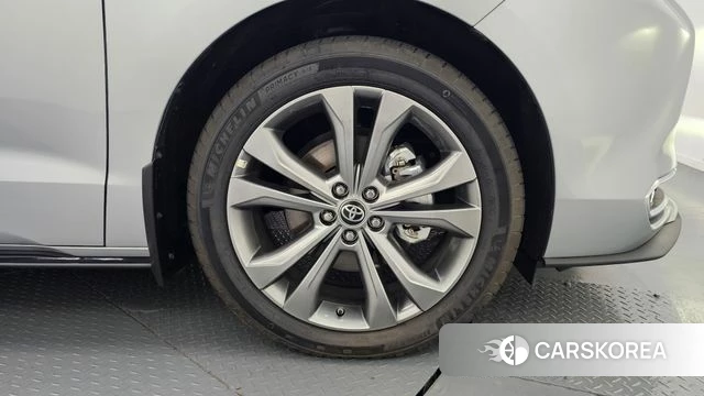 Toyota Sienna 4th Generation id 4533165 из Кореи 13