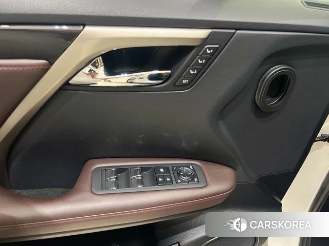 Lexus RX id 4307777 из Китая 13