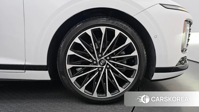 Hyundai Grandeur (GN7) id 4315874 из Кореи 13