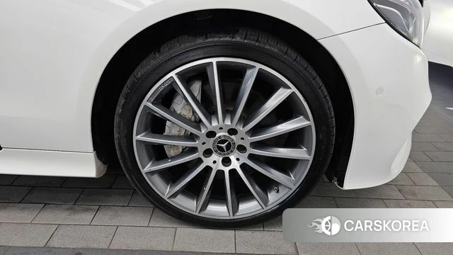 Mercedes-Benz E-Class W213 id 4642578 из Кореи 13