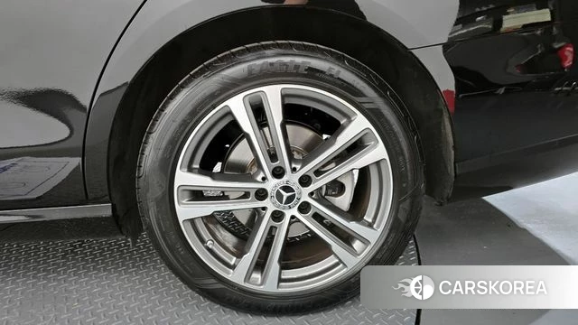 Mercedes-Benz E-Class W213 id 4360541 из Кореи 13