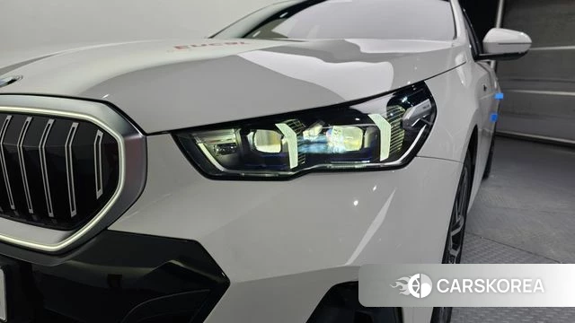 BMW 5 Series (G60) id 4756936 из Кореи 13