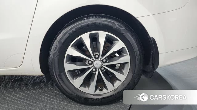 Kia All New Carnival id 4496969 из Кореи 13