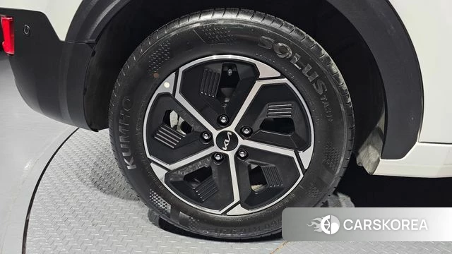 Kia Di Ol Nu Niro id 4223156 из Кореи 13