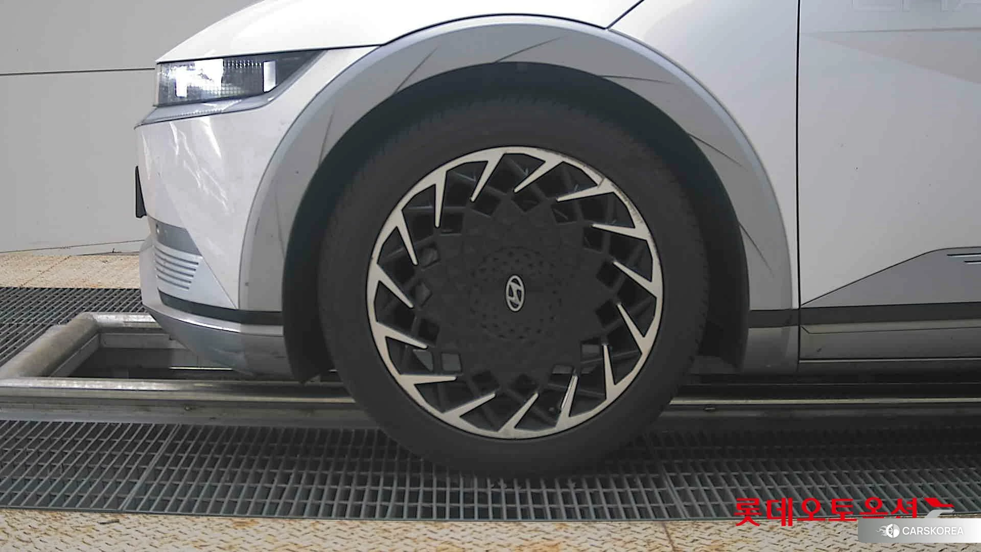 Hyundai IONIQ 5 id 4679295 из Кореи 13