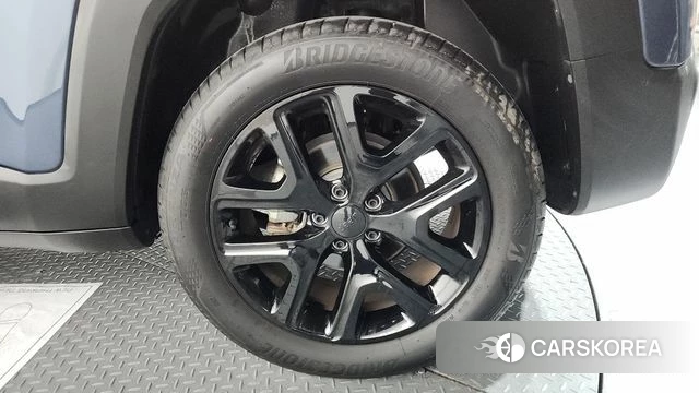 Jeep Renegade id 4585248 из Кореи 13