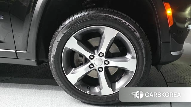 Jeep Grand Cherokee (WL) id 4381690 из Кореи 13