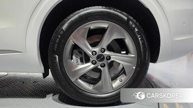 Genesis GV70 id 4578398 из Кореи 13