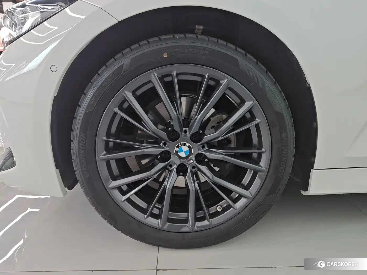 BMW 3 series id 4565162 из Китая 13