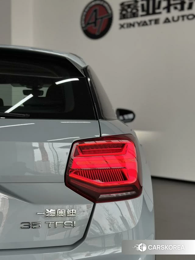 Audi Q2L id 4275414 из Китая 13