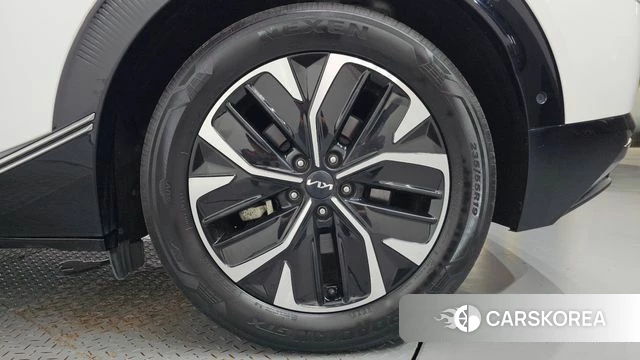 Kia EV6 id 4894376 из Кореи 13