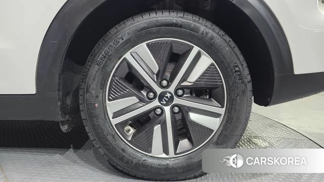 Kia The New Niro id 4310553 из Кореи 13