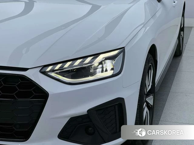 Audi A4L id 4236344 из Китая 13