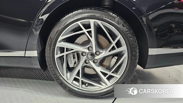 Genesis G90 (RS4) id 4618472 из Кореи 13