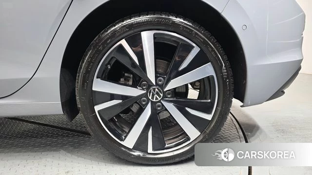 Volkswagen Golf 8th Generation id 4904315 из Кореи 13