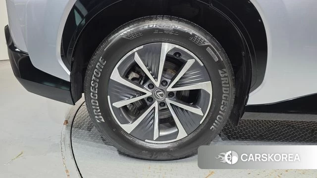 Lexus RZ450e id 4720470 из Кореи 13