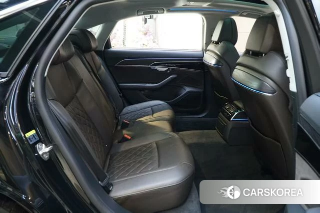Audi A8 id 4272100 из Китая 13
