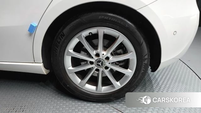 Mercedes-Benz A-Class W177 id 4416838 из Кореи 13