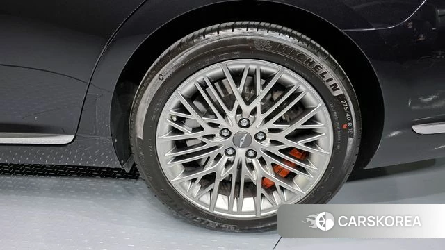 Genesis G90 id 4294575 из Кореи 13