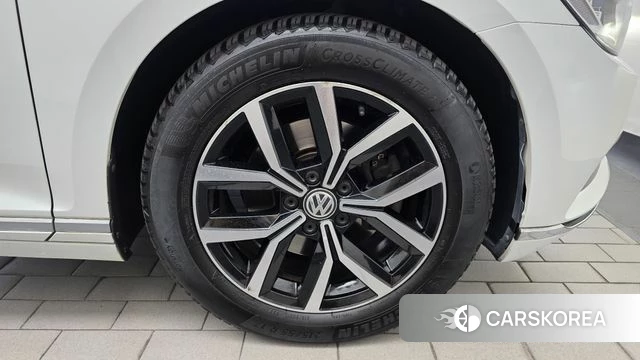 Volkswagen Passat GT (B8) id 4873616 из Кореи 13