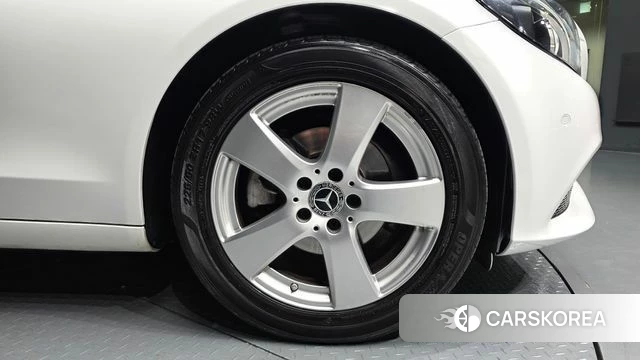 Mercedes-Benz C-Class W205 id 4188705 из Кореи 13