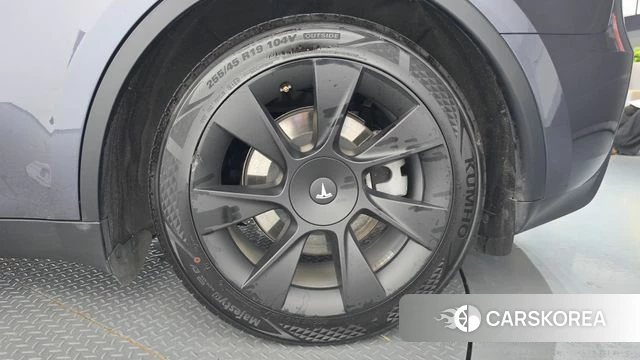 Tesla Model Y id 4757693 из Кореи 13