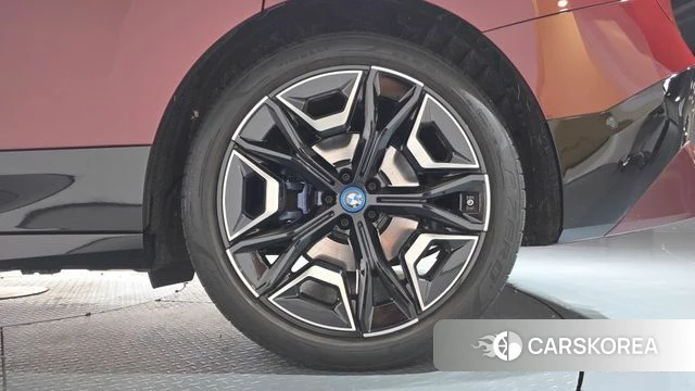 BMW iX id 4691300 из Кореи 13