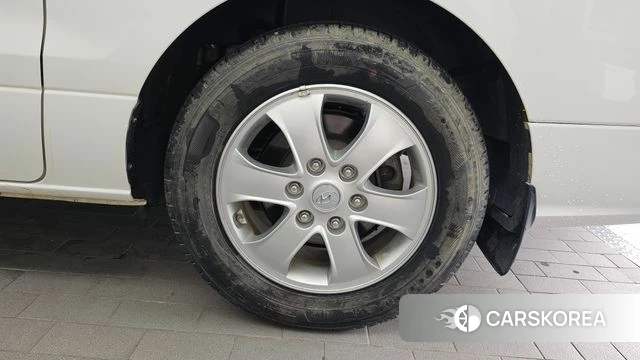 Hyundai The New Grand Starex id 4557940 из Кореи 13