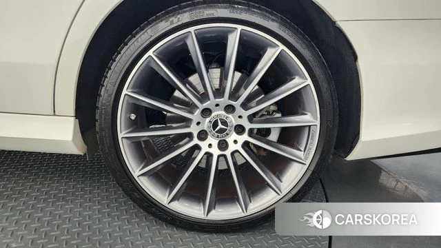 Mercedes-Benz E-Class W213 id 4872545 из Кореи 13