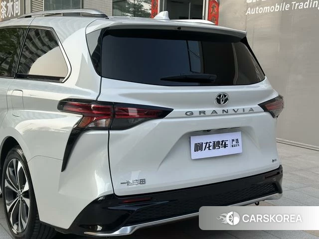 Toyota Grevia id 4301594 из Китая 13
