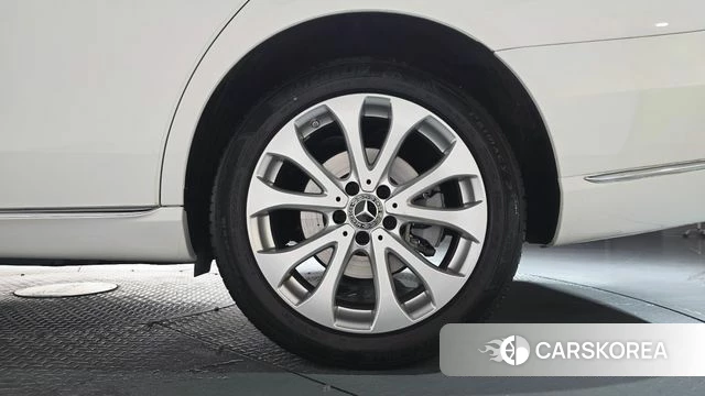 Mercedes-Benz E-Class W213 id 4490305 из Кореи 13