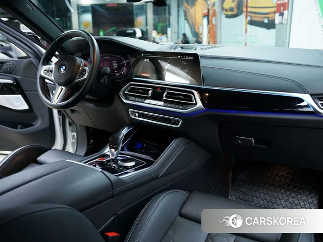 BMW X6 M id 4291464 из Китая 13