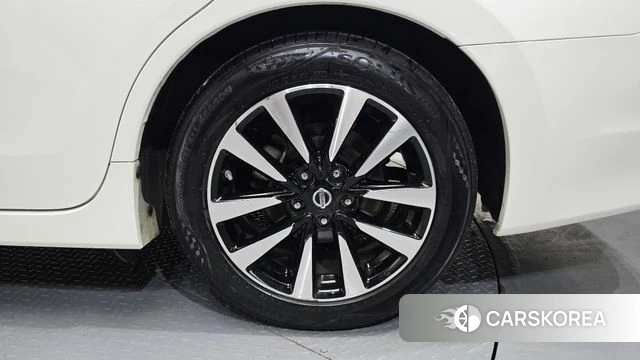 Nissan Altima id 4430292 из Кореи 13