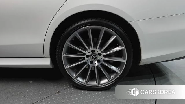 Mercedes-Benz E-Class W213 id 4267226 из Кореи 13