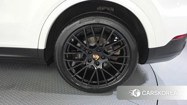 Porsche Cayenne (PO536) id 4647370 из Кореи 13