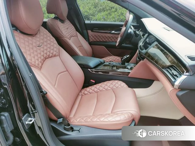 Cadillac CT6 id 3857931 из Китая 13