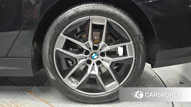 BMW 5 Series (G60) id 4644963 из Кореи 13