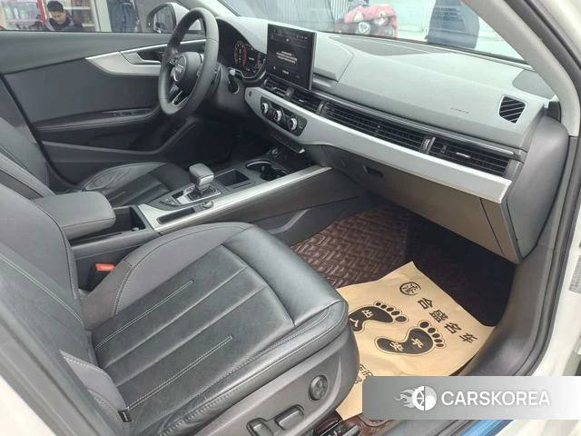 Audi A4L id 4387576 из Китая 13