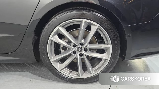 Audi A7 (4K) id 4880986 из Кореи 13
