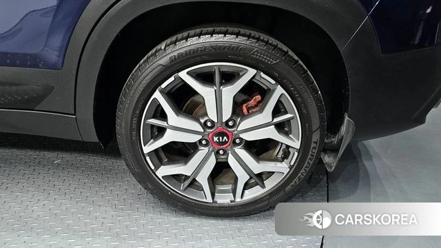 Kia Seltos id 4196755 из Кореи 13