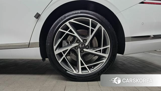 Genesis G90 (RS4) id 4267376 из Кореи 13