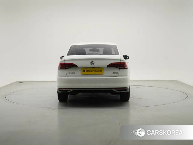 Volkswagen Bora id 4253597 из Китая 13