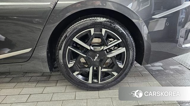 Kia The New K8 Hybrid id 4602146 из Кореи 13