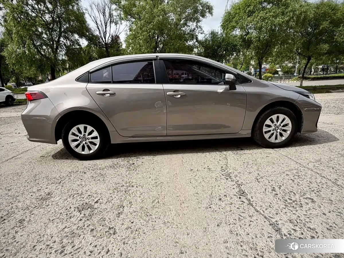 Toyota Corolla id 4577453 из Китая 13