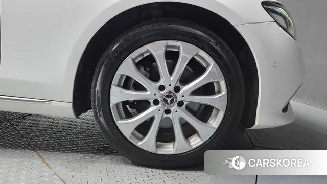 Mercedes-Benz E-Class W213 id 4693485 из Кореи 13