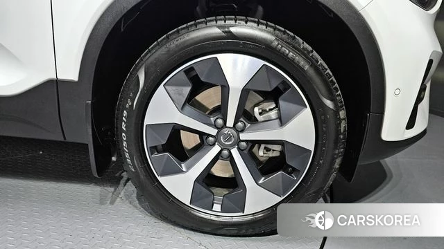 Volvo XC40 id 4308073 из Кореи 13