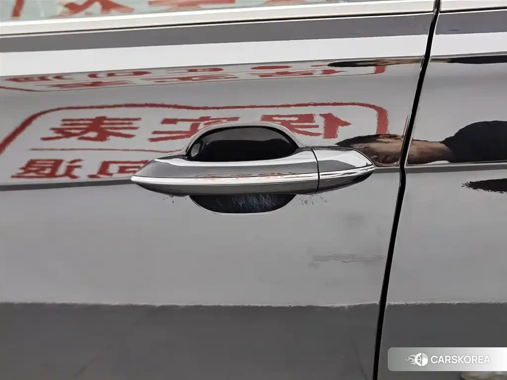 Volkswagen Passat id 4685986 из Китая 13